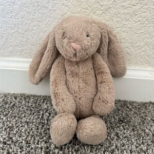 Jellycat bashful beige Plush Bunny with Cream Tail
